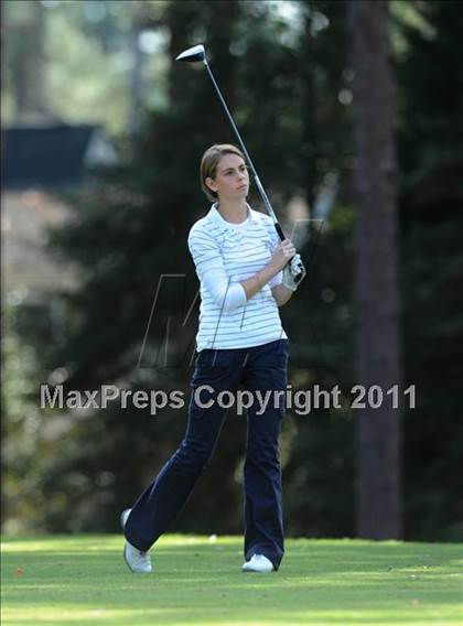 Thumbnail 2 in NCHSAA 4A Championships (Day 1) photogallery.