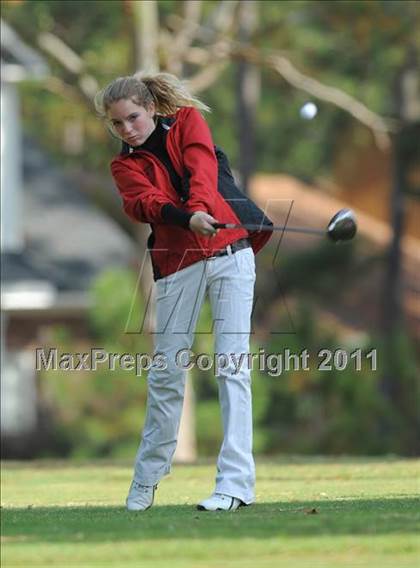 Thumbnail 2 in NCHSAA 4A Championships (Day 1) photogallery.
