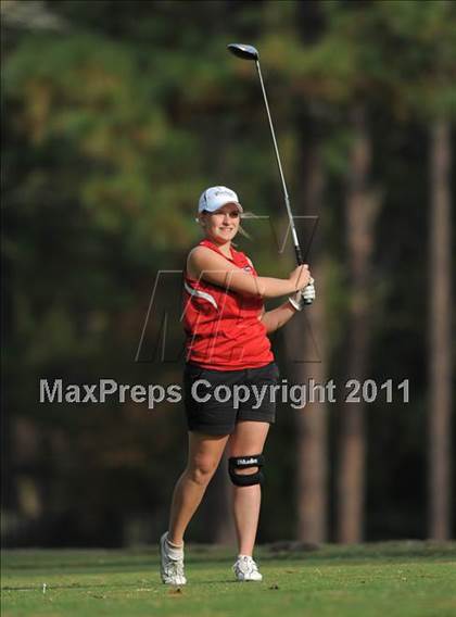 Thumbnail 2 in NCHSAA 4A Championships (Day 1) photogallery.