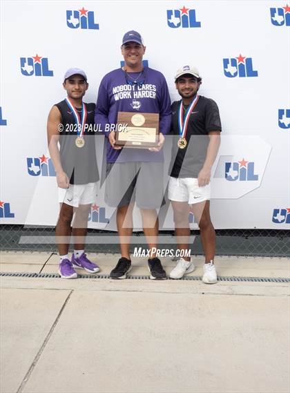 Thumbnail 1 in UIL 4A Tennis Boys and Mixed Doubles Finals (Medals) photogallery.
