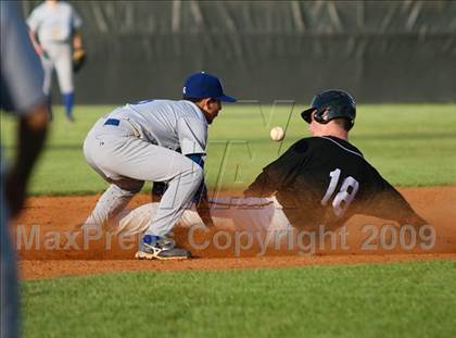 Thumbnail 1 in Campbell @ Alpharetta photogallery.