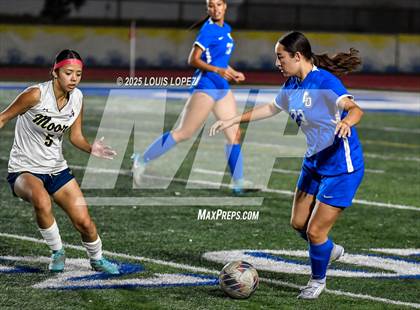 Thumbnail 3 in Alhambra @ Charter Oak photogallery.