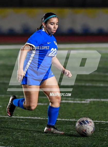 Thumbnail 3 in Alhambra @ Charter Oak photogallery.