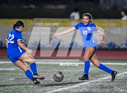 Thumbnail 1 in Alhambra @ Charter Oak photogallery.