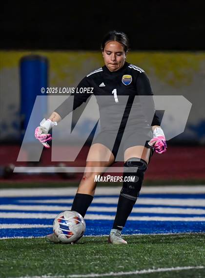 Thumbnail 1 in Alhambra @ Charter Oak photogallery.