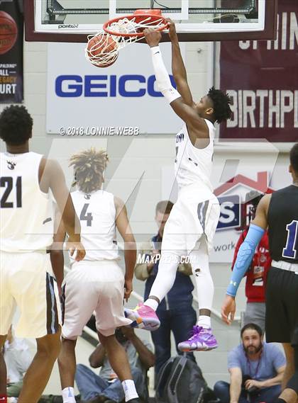 Thumbnail 1 in IMG Academy vs. Westtown (Spalding Hoophall Classic) photogallery.