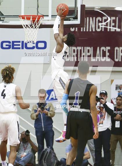 Thumbnail 3 in IMG Academy vs. Westtown (Spalding Hoophall Classic) photogallery.