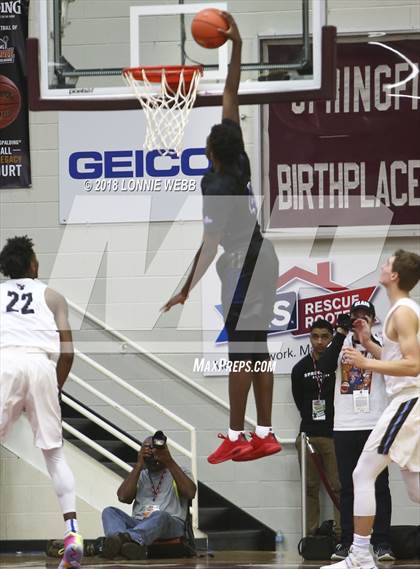 Thumbnail 2 in IMG Academy vs. Westtown (Spalding Hoophall Classic) photogallery.