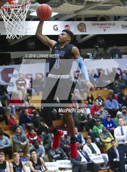 Thumbnail 3 in IMG Academy vs. Westtown (Spalding Hoophall Classic) photogallery.