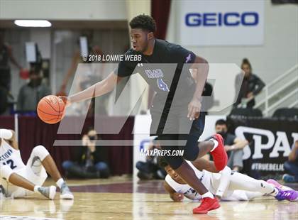 Thumbnail 1 in IMG Academy vs. Westtown (Spalding Hoophall Classic) photogallery.
