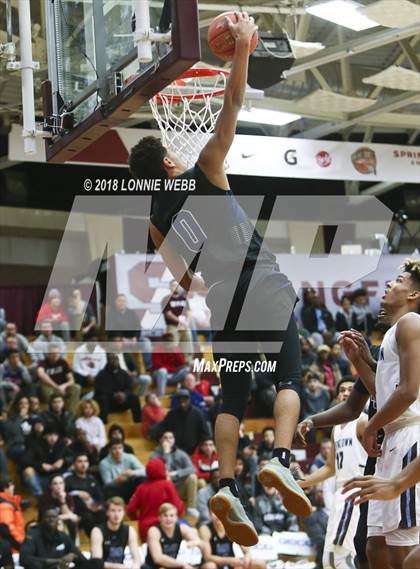 Thumbnail 2 in IMG Academy vs. Westtown (Spalding Hoophall Classic) photogallery.