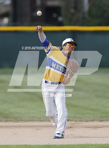 Thumbnail 3 in Brooks vs. De La Salle (IHSA Sectional Semifinal) photogallery.