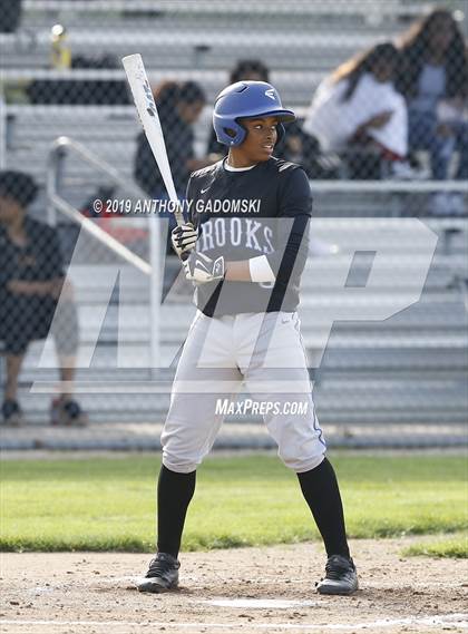 Thumbnail 2 in Brooks vs. De La Salle (IHSA Sectional Semifinal) photogallery.