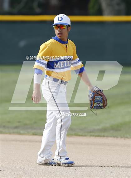 Thumbnail 3 in Brooks vs. De La Salle (IHSA Sectional Semifinal) photogallery.