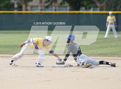 Thumbnail 1 in Brooks vs. De La Salle (IHSA Sectional Semifinal) photogallery.