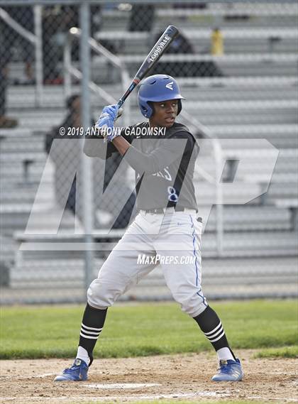 Thumbnail 1 in Brooks vs. De La Salle (IHSA Sectional Semifinal) photogallery.