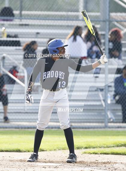 Thumbnail 2 in Brooks vs. De La Salle (IHSA Sectional Semifinal) photogallery.