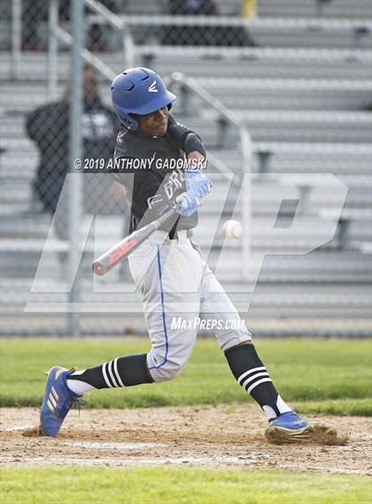Thumbnail 2 in Brooks vs. De La Salle (IHSA Sectional Semifinal) photogallery.