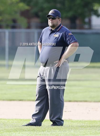 Thumbnail 3 in Brooks vs. De La Salle (IHSA Sectional Semifinal) photogallery.