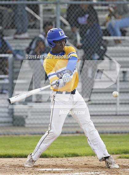 Thumbnail 1 in Brooks vs. De La Salle (IHSA Sectional Semifinal) photogallery.