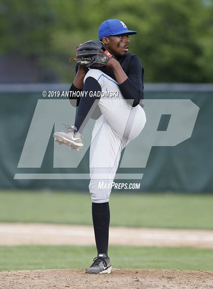 Thumbnail 1 in Brooks vs. De La Salle (IHSA Sectional Semifinal) photogallery.