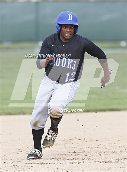 Thumbnail 2 in Brooks vs. De La Salle (IHSA Sectional Semifinal) photogallery.