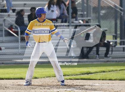 Thumbnail 3 in Brooks vs. De La Salle (IHSA Sectional Semifinal) photogallery.