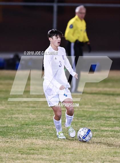 Thumbnail 3 in Lee [Robert E.] vs New Braunfels (NEISD Tournament) photogallery.