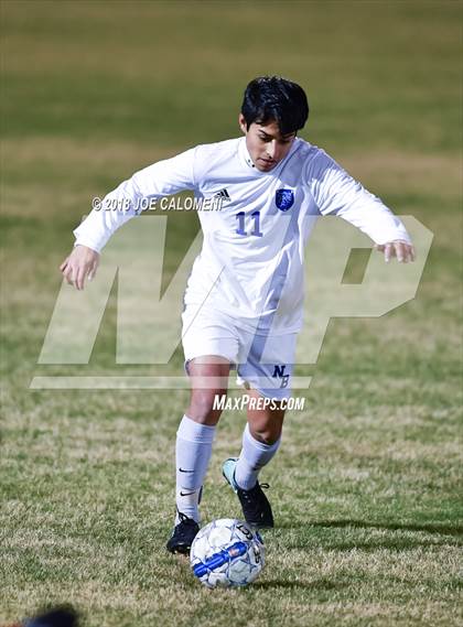 Thumbnail 3 in Lee [Robert E.] vs New Braunfels (NEISD Tournament) photogallery.