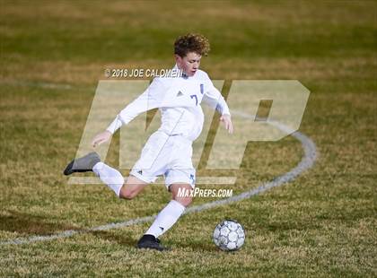 Thumbnail 3 in Lee [Robert E.] vs New Braunfels (NEISD Tournament) photogallery.