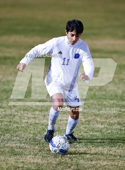 Thumbnail 2 in Lee [Robert E.] vs New Braunfels (NEISD Tournament) photogallery.