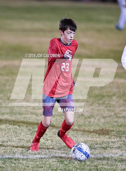 Thumbnail 2 in Lee [Robert E.] vs New Braunfels (NEISD Tournament) photogallery.