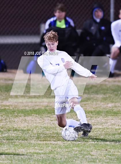 Thumbnail 3 in Lee [Robert E.] vs New Braunfels (NEISD Tournament) photogallery.