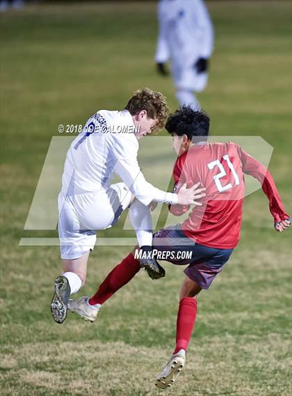 Thumbnail 1 in Lee [Robert E.] vs New Braunfels (NEISD Tournament) photogallery.