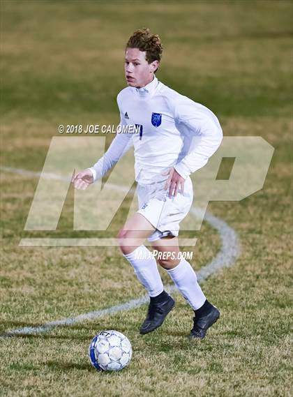 Thumbnail 3 in Lee [Robert E.] vs New Braunfels (NEISD Tournament) photogallery.