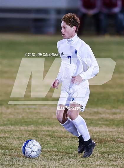 Thumbnail 2 in Lee [Robert E.] vs New Braunfels (NEISD Tournament) photogallery.