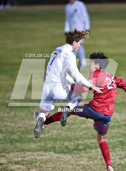 Thumbnail 2 in Lee [Robert E.] vs New Braunfels (NEISD Tournament) photogallery.