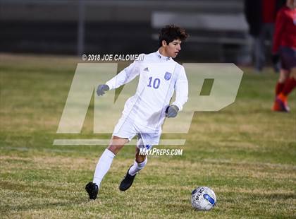 Thumbnail 1 in Lee [Robert E.] vs New Braunfels (NEISD Tournament) photogallery.