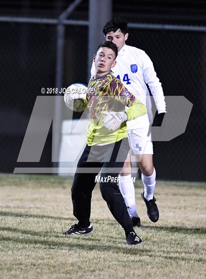 Thumbnail 3 in Lee [Robert E.] vs New Braunfels (NEISD Tournament) photogallery.