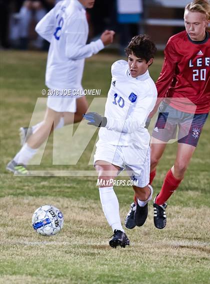Thumbnail 2 in Lee [Robert E.] vs New Braunfels (NEISD Tournament) photogallery.