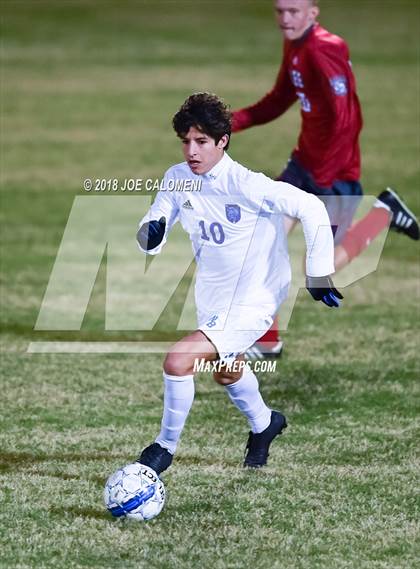Thumbnail 3 in Lee [Robert E.] vs New Braunfels (NEISD Tournament) photogallery.