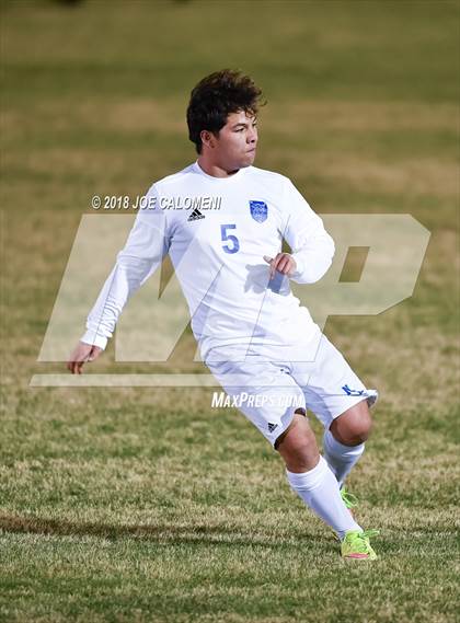 Thumbnail 2 in Lee [Robert E.] vs New Braunfels (NEISD Tournament) photogallery.