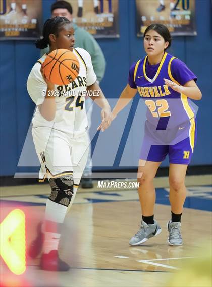Thumbnail 3 in Norwalk @ Warren photogallery.