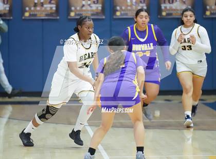 Thumbnail 1 in Norwalk @ Warren photogallery.