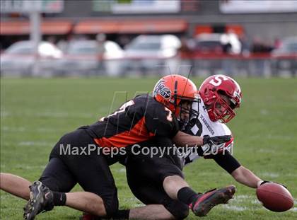 Thumbnail 1 in Biddeford vs Scarborough (SMAA Class A West Regional Quarterfinals) photogallery.