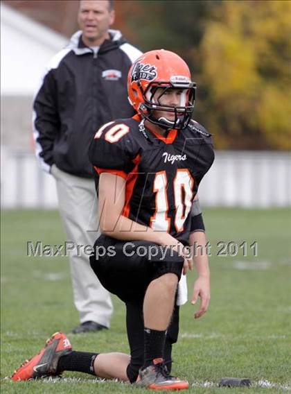 Thumbnail 2 in Biddeford vs Scarborough (SMAA Class A West Regional Quarterfinals) photogallery.