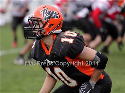 Thumbnail 3 in Biddeford vs Scarborough (SMAA Class A West Regional Quarterfinals) photogallery.