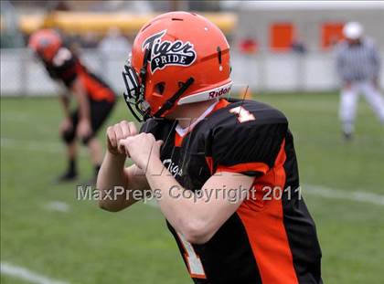 Thumbnail 2 in Biddeford vs Scarborough (SMAA Class A West Regional Quarterfinals) photogallery.