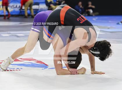 Thumbnail 1 in NYSPHSAA Quarterfinals photogallery.