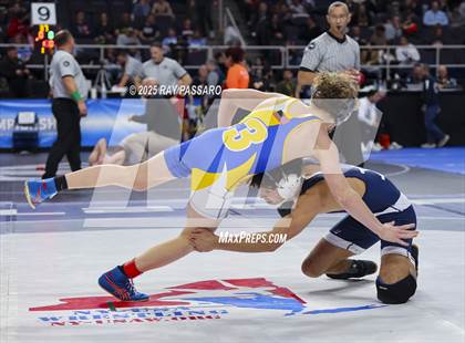 Thumbnail 1 in NYSPHSAA Quarterfinals photogallery.